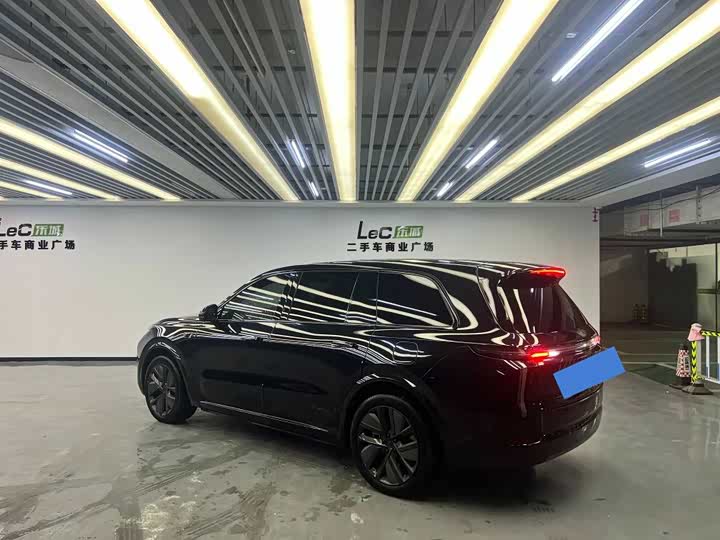 Фото 2 - LiXiang L9