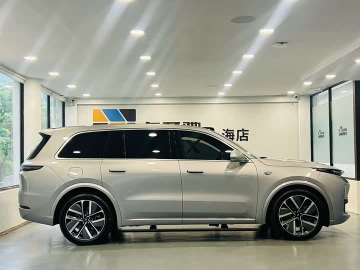 Фото 11 - LiXiang L9