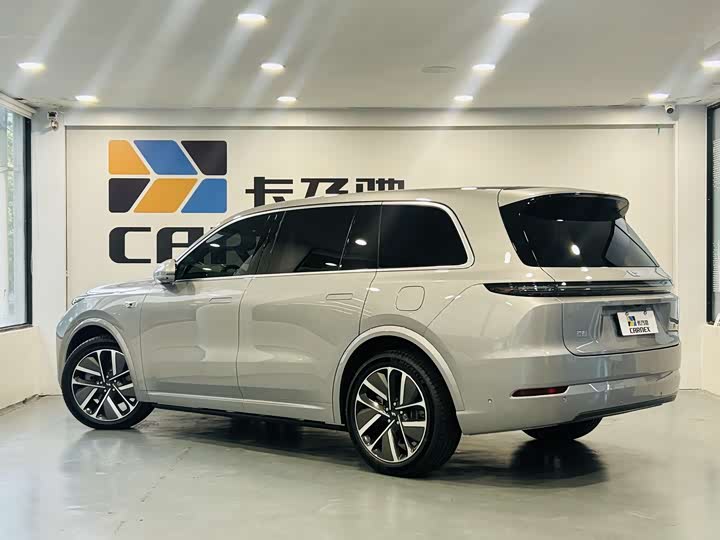 Фото 14 - LiXiang L9