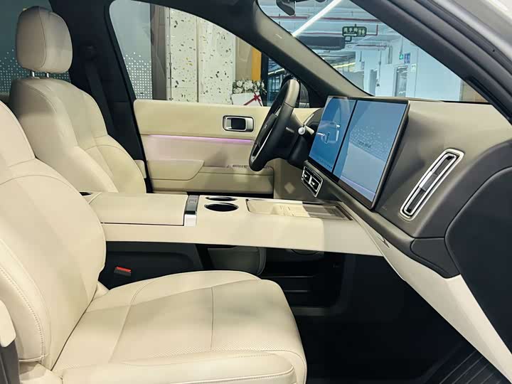 Фото 5 - LiXiang L9