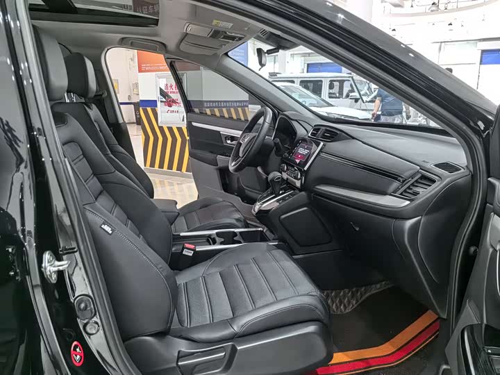 Фото 10 - Honda CR-V