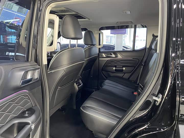 Фото 20 - Tank 300