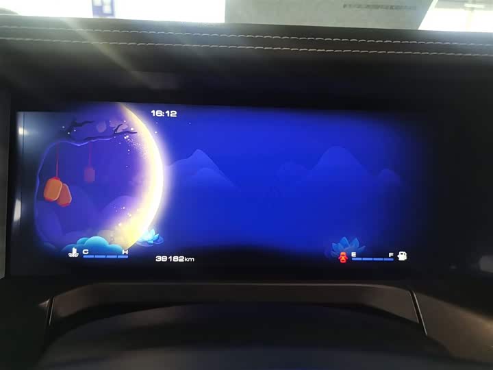 Фото 9 - Tank 300