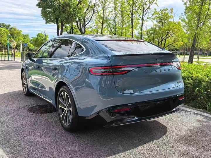 Фото 8 - Luxeed R7