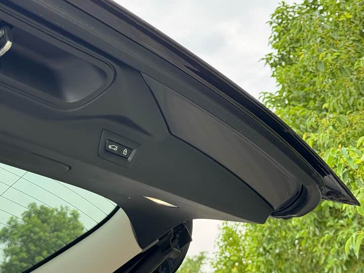 Фото 15 - BMW X7