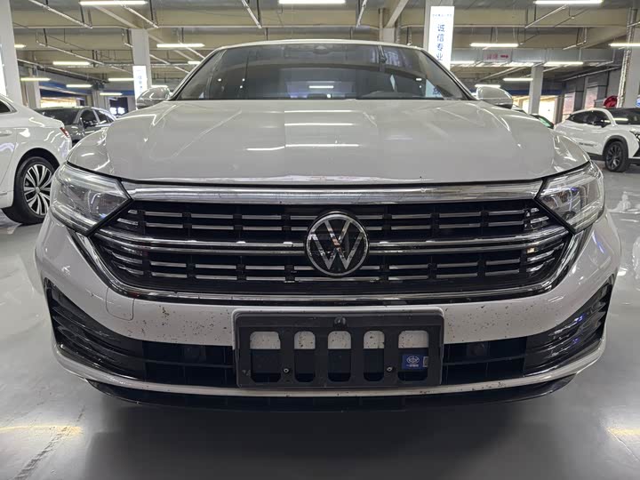 Фото 3 - Volkswagen Sagitar L