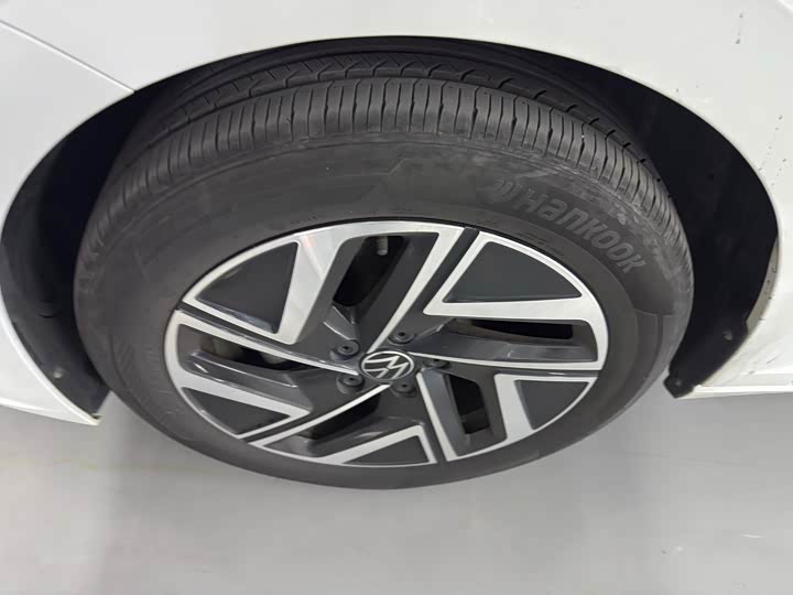 Фото 6 - Volkswagen Sagitar L