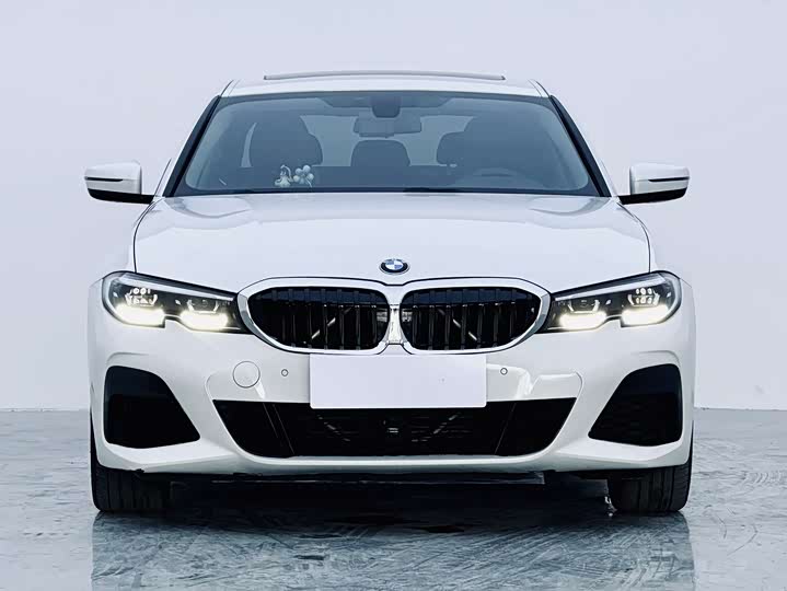 Фото 2 - BMW 3 Series