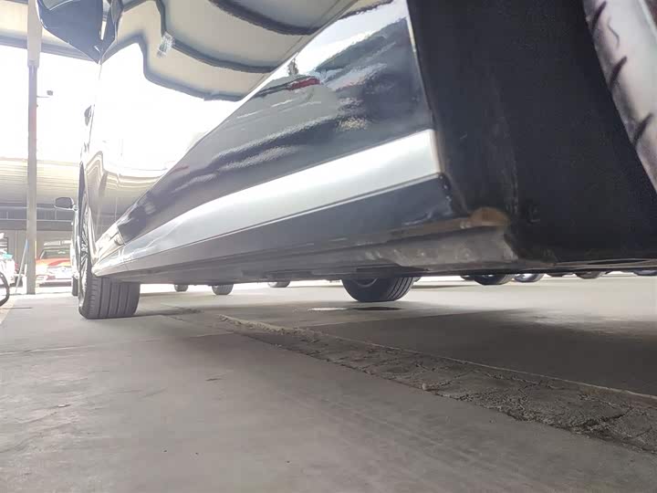 Фото 22 - BYD Xia