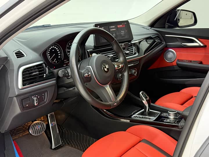 Фото 13 - BMW 1 Series