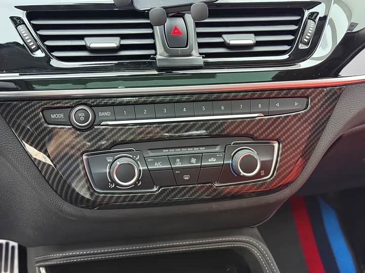 Фото 21 - BMW 1 Series