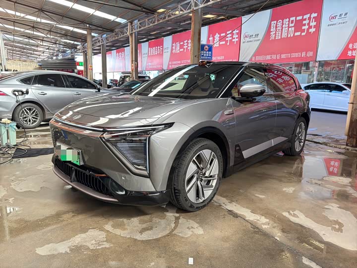 Фото 1 - HiPhi Y