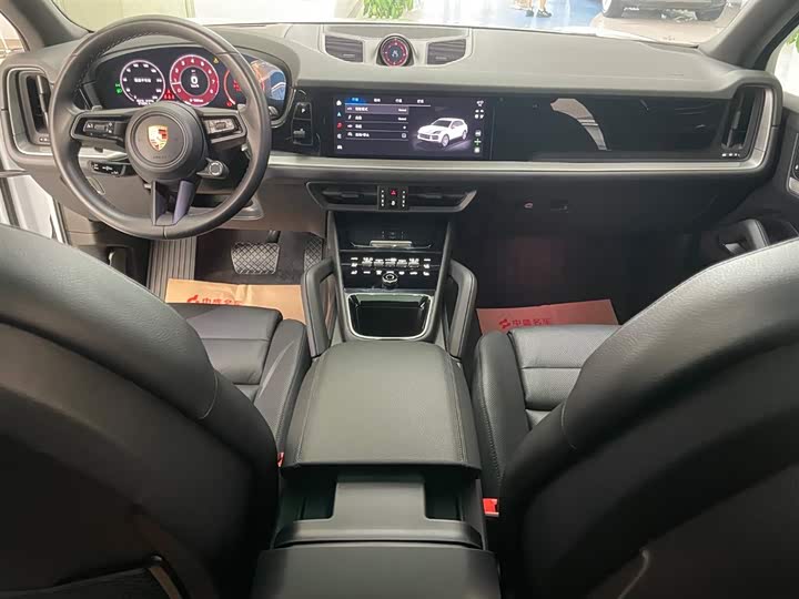 Фото 18 - Porsche Cayenne