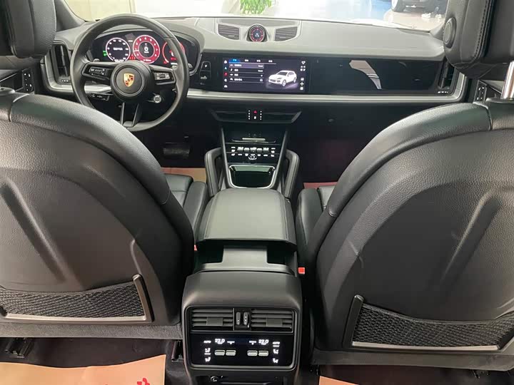 Фото 21 - Porsche Cayenne