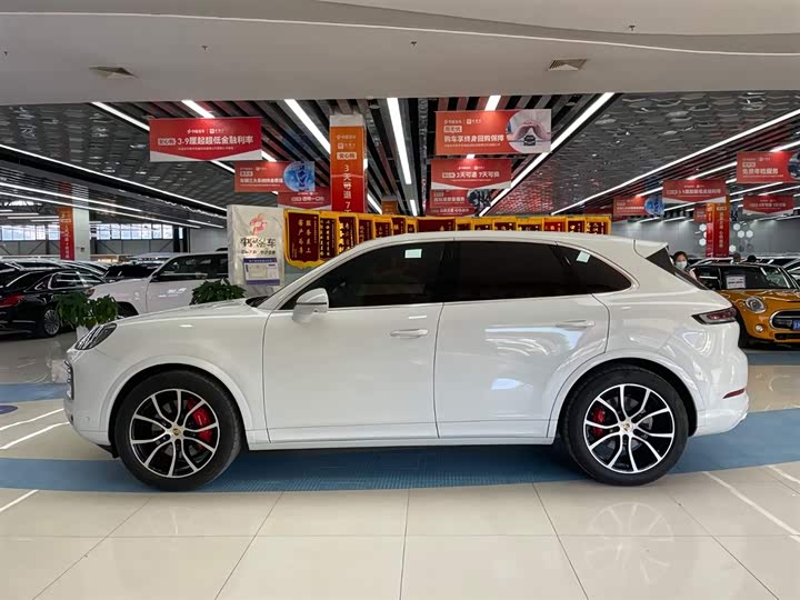 Фото 4 - Porsche Cayenne