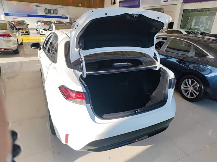 Фото 17 - Toyota Levin