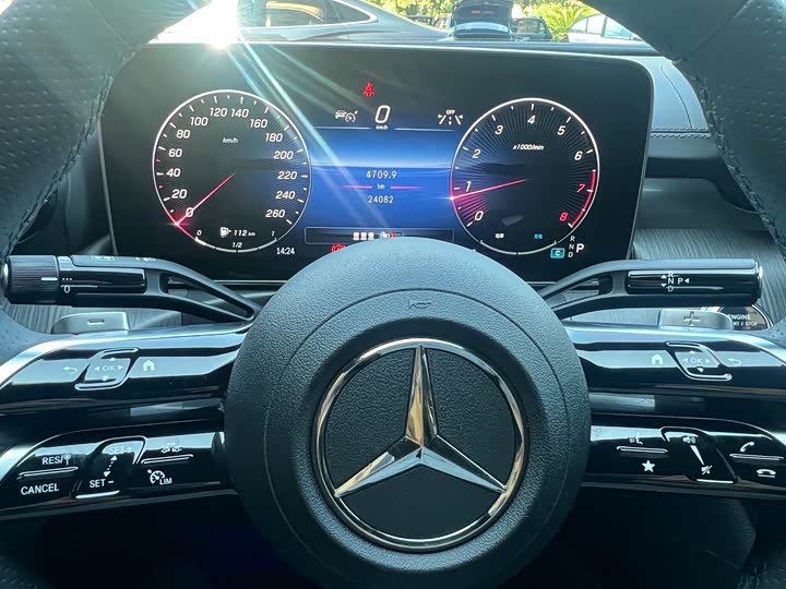 Фото 16 - Mercedes-Benz C-Class