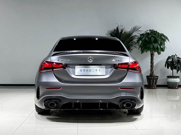 Фото 26 - Mercedes-Benz A-Class AMG