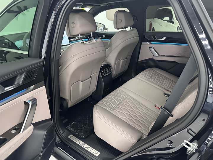 Фото 6 - BYD Tang Hybrid/EV