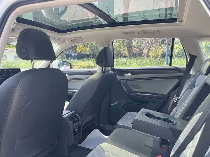 Фото 9 - Volkswagen Tayron