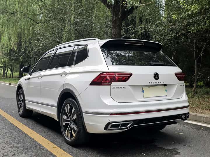 Фото 5 - Volkswagen Tiguan L Pro
