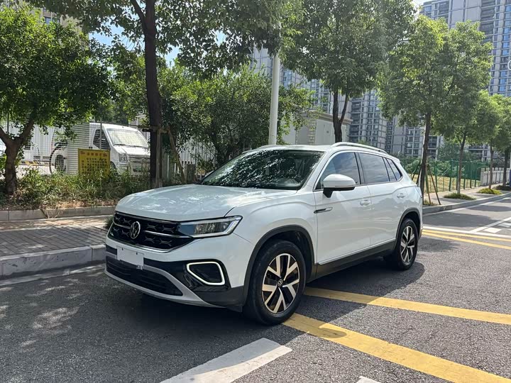 Фото 3 - Volkswagen Tayron