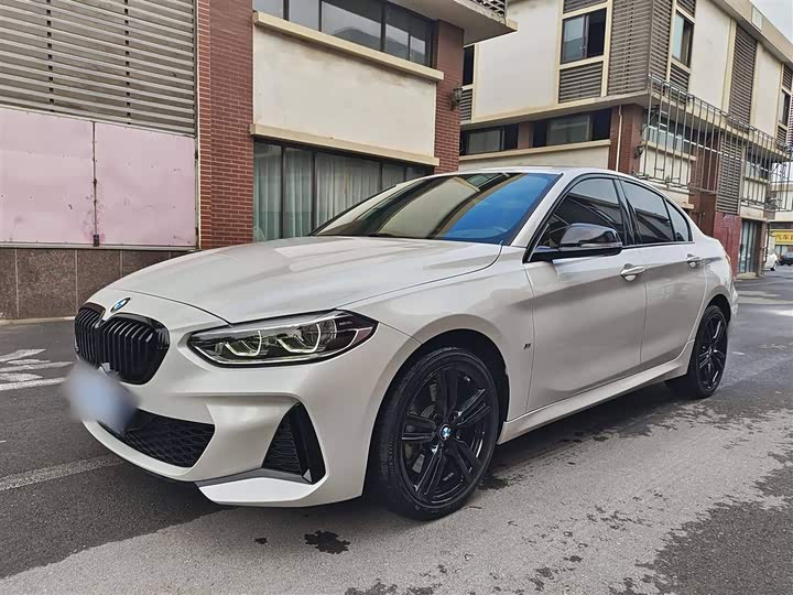 Фото 1 - BMW 1 Series