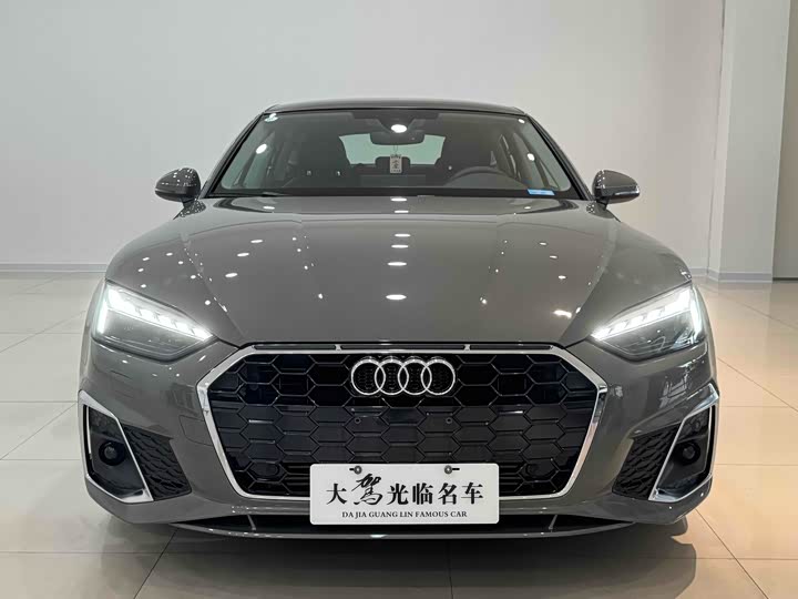 Фото 2 - Audi A5