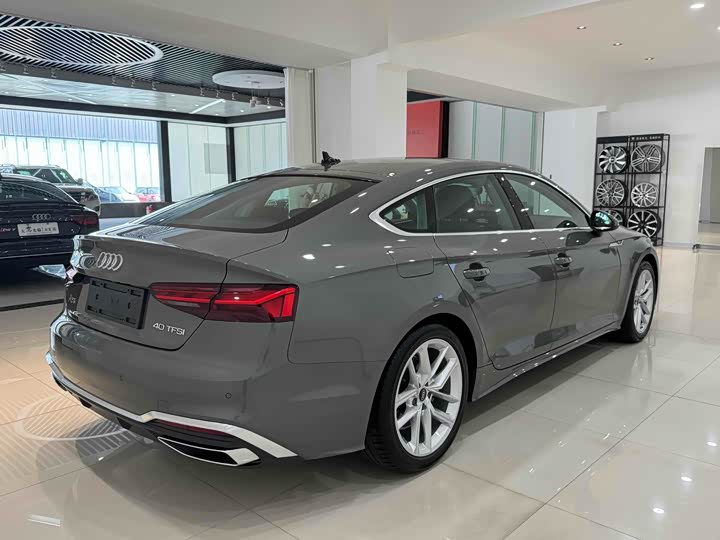 Фото 7 - Audi A5