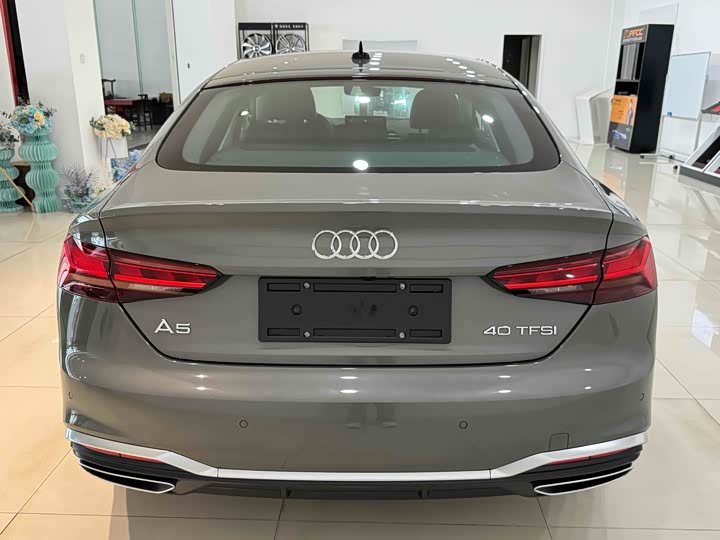 Фото 8 - Audi A5