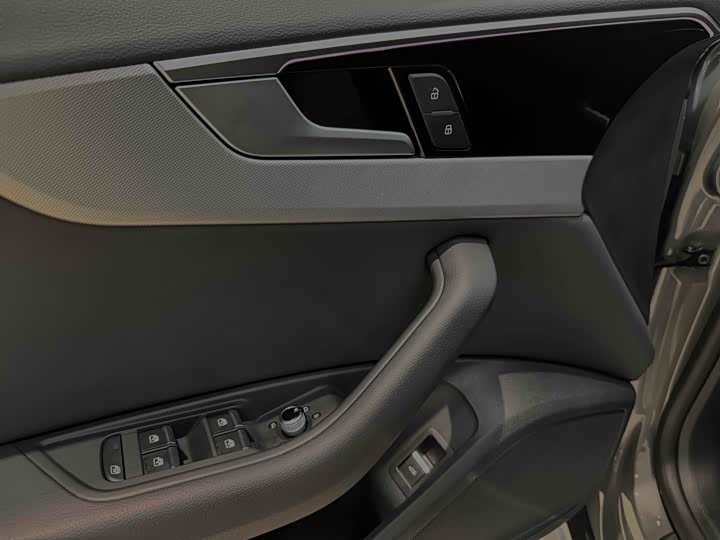 Фото 9 - Audi A5