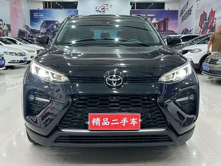 Фото 2 - Toyota Wildlander