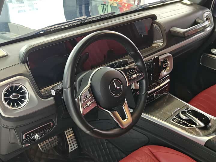 Фото 9 - Mercedes-Benz G-Class