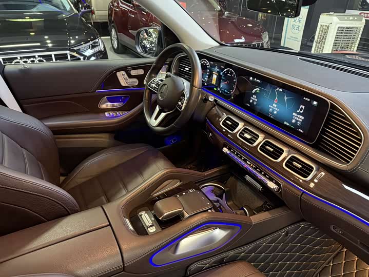 Фото 10 - Mercedes-Benz GLS-Class