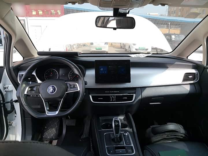 Фото 10 - BYD Song Max