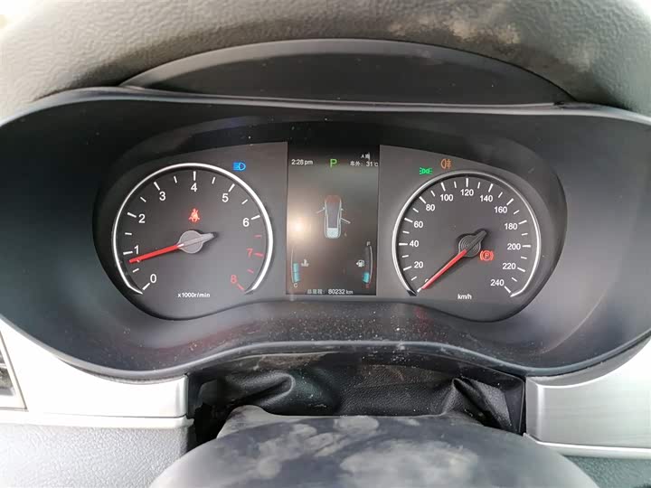 Фото 12 - BYD Song Max