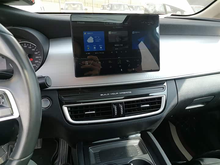 Фото 13 - BYD Song Max