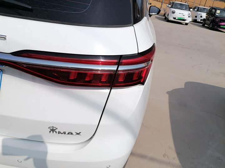 Фото 8 - BYD Song Max