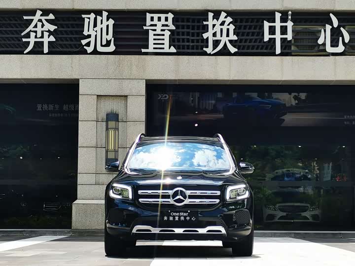 Фото 3 - Mercedes-Benz GLB-Class