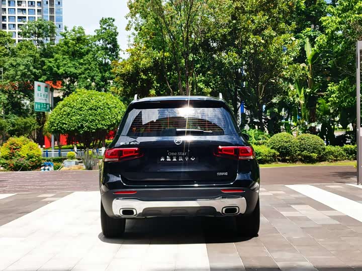 Фото 6 - Mercedes-Benz GLB-Class