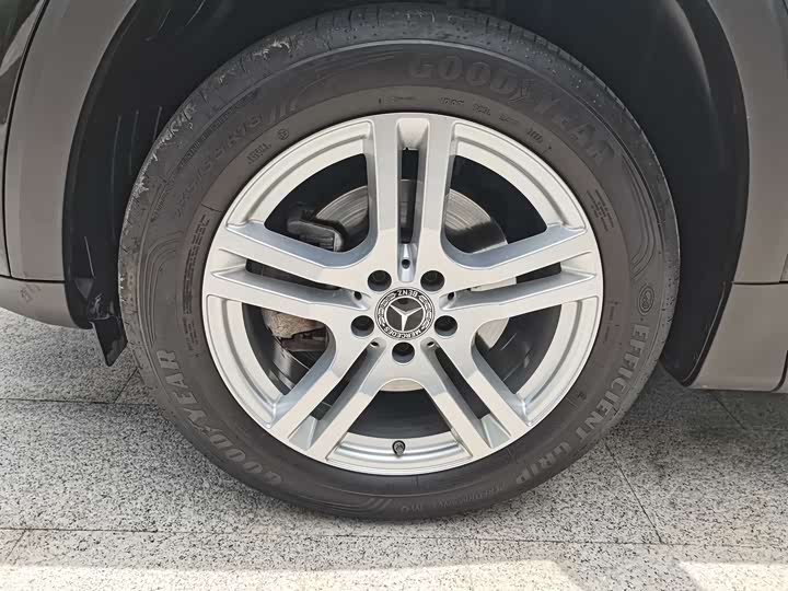 Фото 8 - Mercedes-Benz GLB-Class