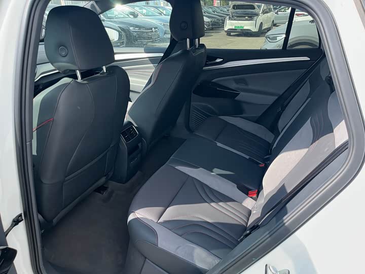 Фото 6 - Volkswagen ID.4 Crozz