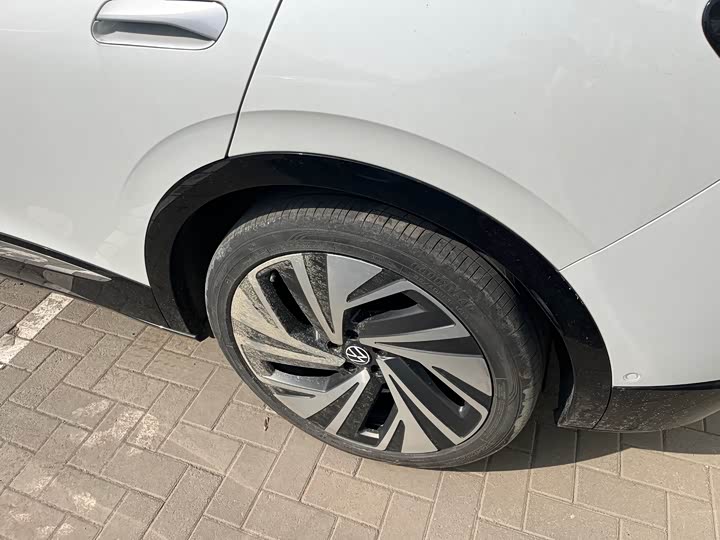 Фото 8 - Volkswagen ID.4 Crozz