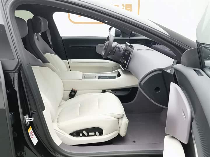 Фото 23 - Avatr 12