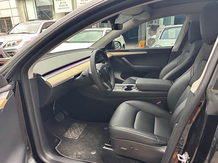 Фото 5 - Tesla Model Y