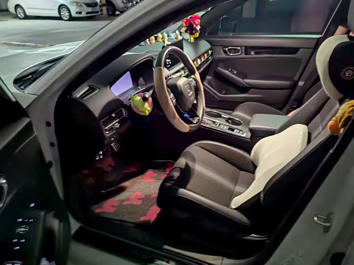 Фото 2 - Honda Civic