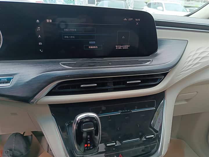 Фото 13 - Buick GL8 ES