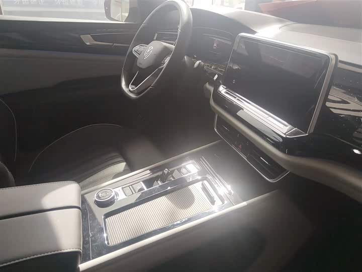 Фото 3 - Volkswagen Teramont Pro