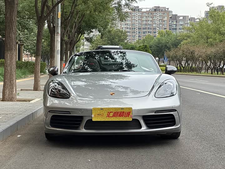 Фото 2 - Porsche 718