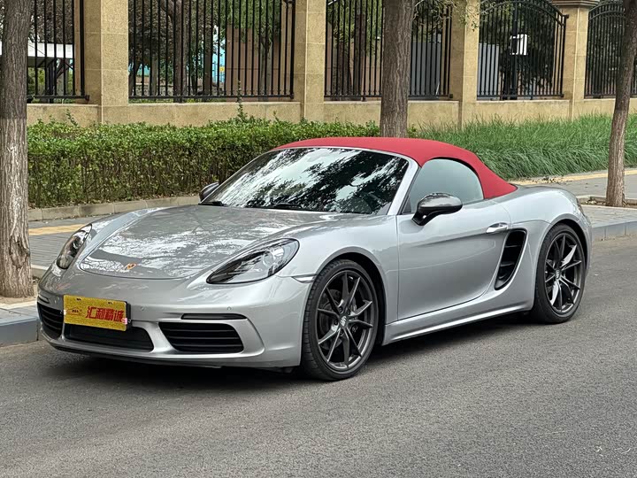 Фото 8 - Porsche 718